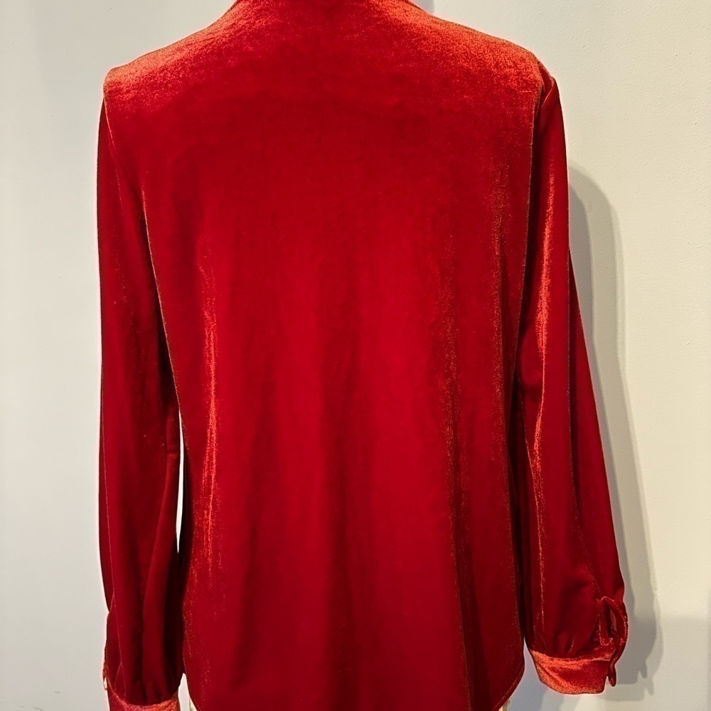 State V-Neck Velvet Button Front Top Red - Picture 5 of 10